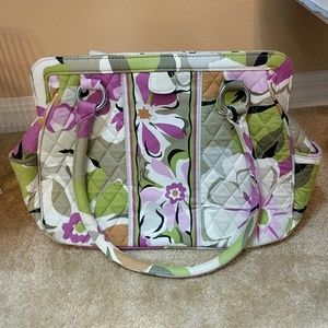 Vera Bradley magnetic snap top purse